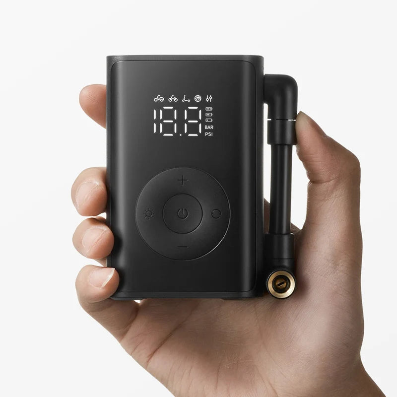 2025 New Portable Air Pump 2000mAh 240g 150psi Electric Air Compressor Tire Pressure Detection Multitool Inflator