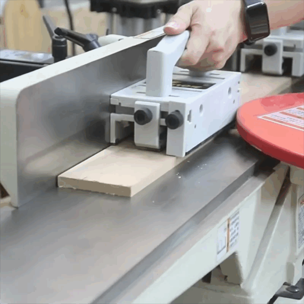 【Ships from US Warehouse】Table Saw Anti Cutting Protector Saw Handle Inverted Engraving Machine Band Saw Woodworking Push Ruler Safety Cutting Accessory - Image 5
